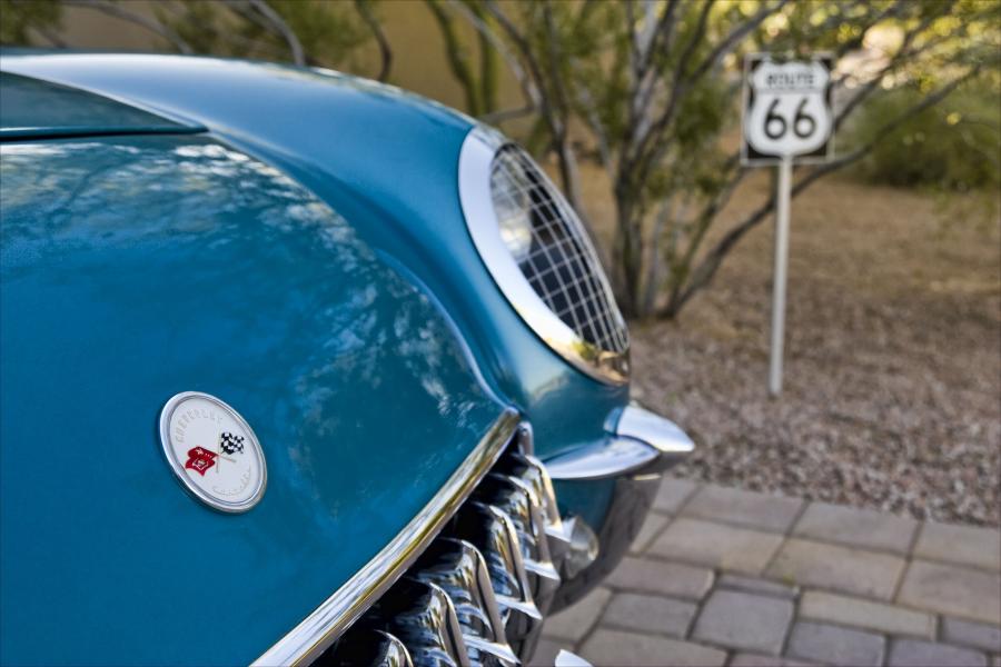  Chevrolet Corvette Bubbletop Roadster 1954 года  (фото 13 из 24)